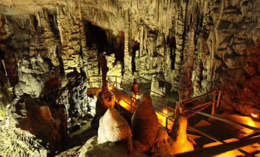 Cave Dikti